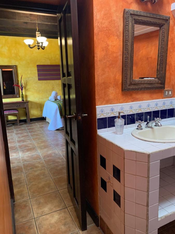 Casona Del Conquistador أنتيغوا غواتيمالا المظهر الخارجي الصورة